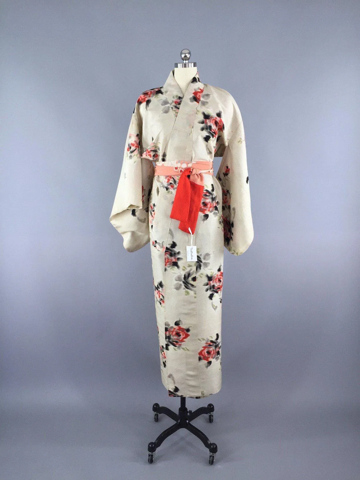 1930s Vintage Silk Kimono Robe / Rose Floral Print IKAT