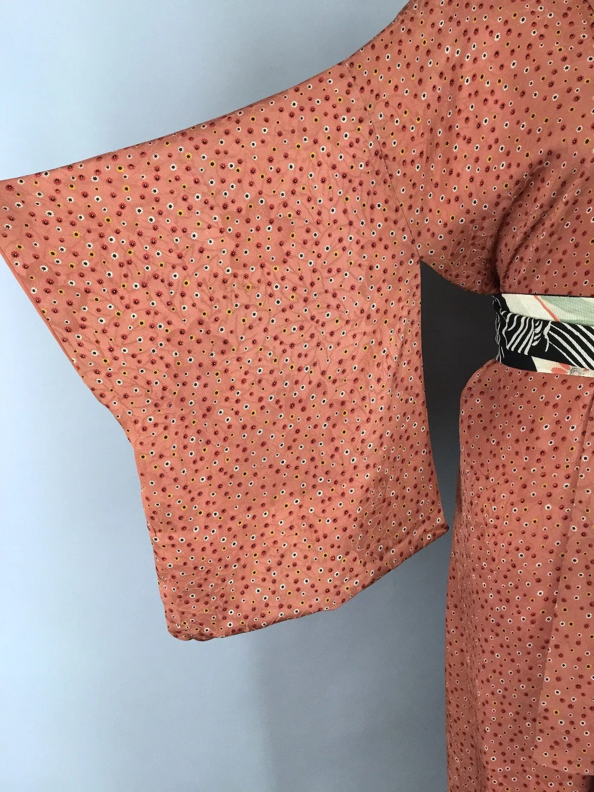 1950s Vintage Silk Kimono Robe / Brown Floral Print