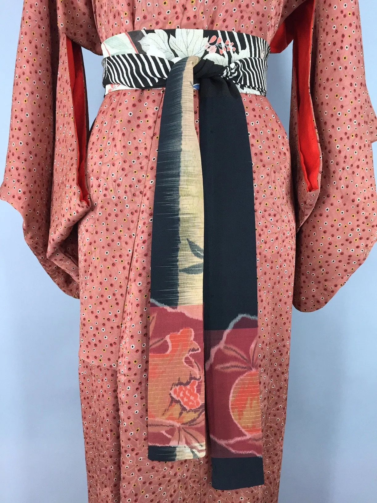 1950s Vintage Silk Kimono Robe / Brown Floral Print