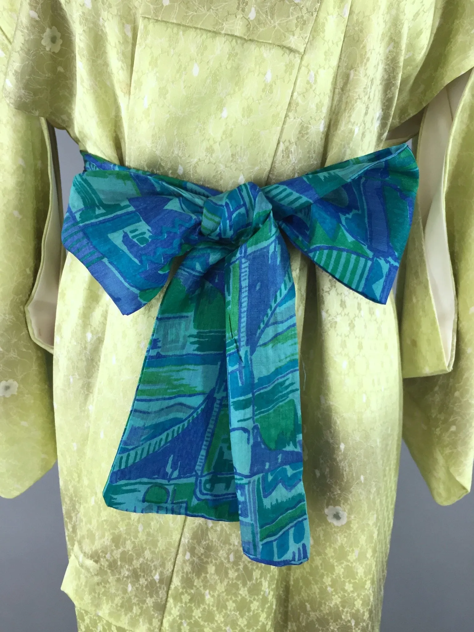 1950s Vintage Silk Kimono Robe in Apple Green Ombre