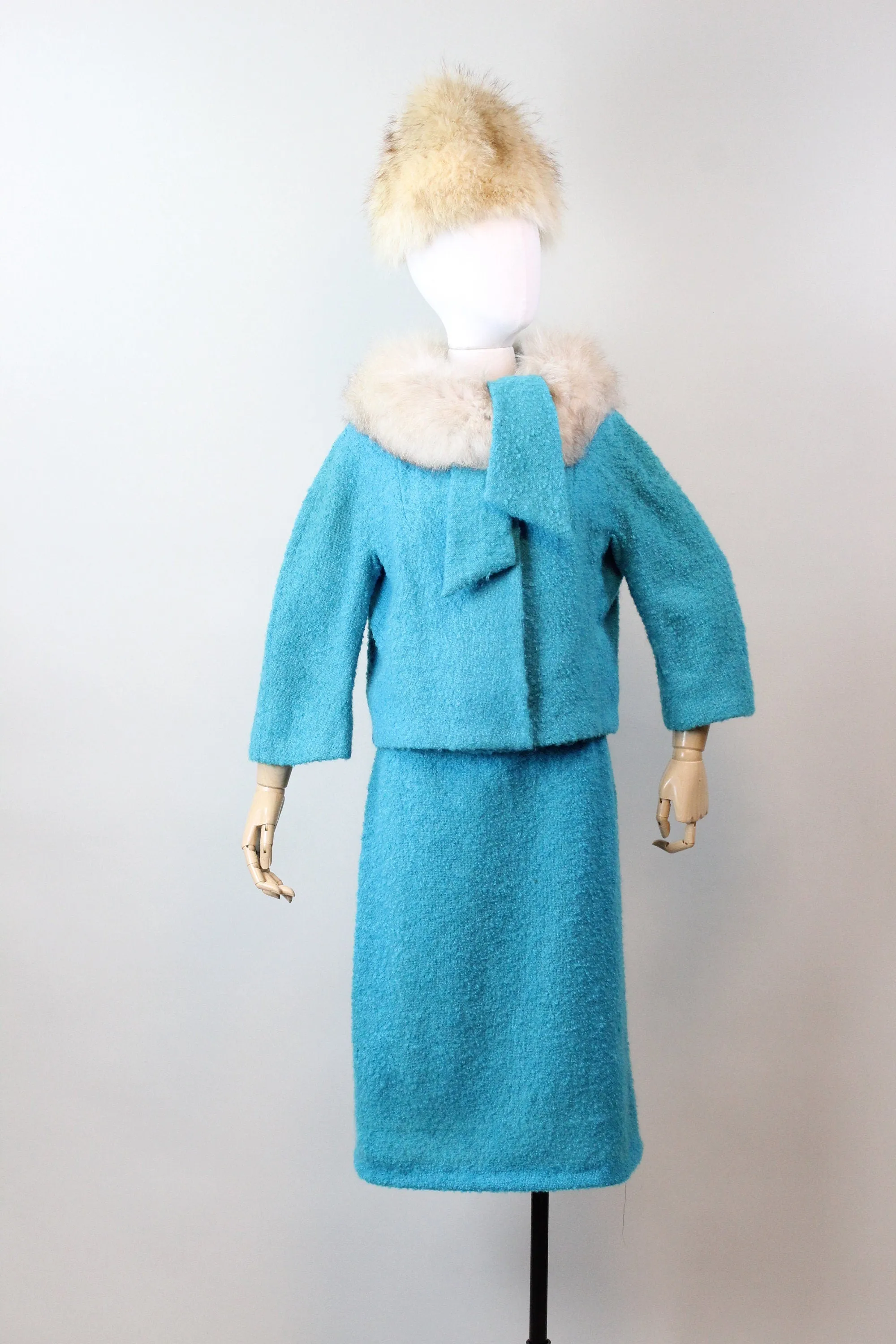 1960s 1963 LILLI ANN suit FUR collar medium | new winter