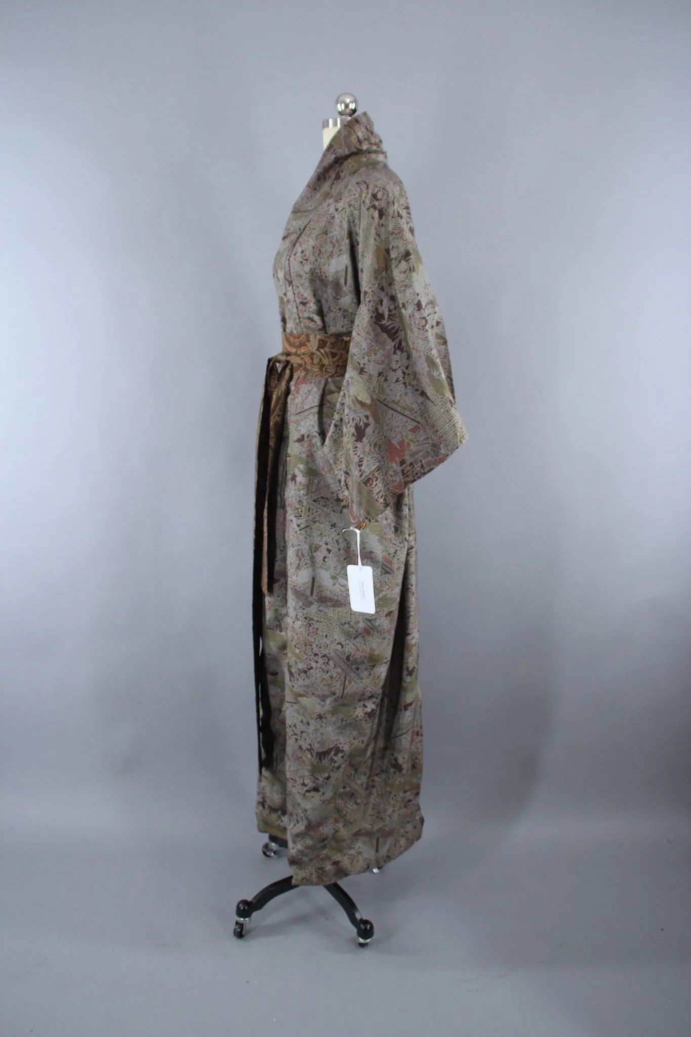 1970s Vintage Kimono Robe with Brown Dotted Floral Print