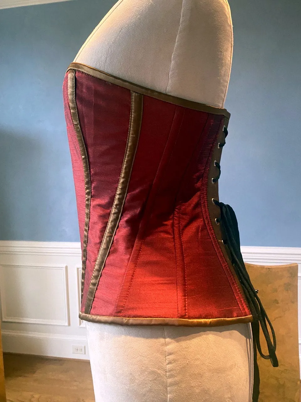 Classic taffeta corset red and black. Steel-boned corset for tight lacing. Prom, gothic, steampunk Victorian corset.