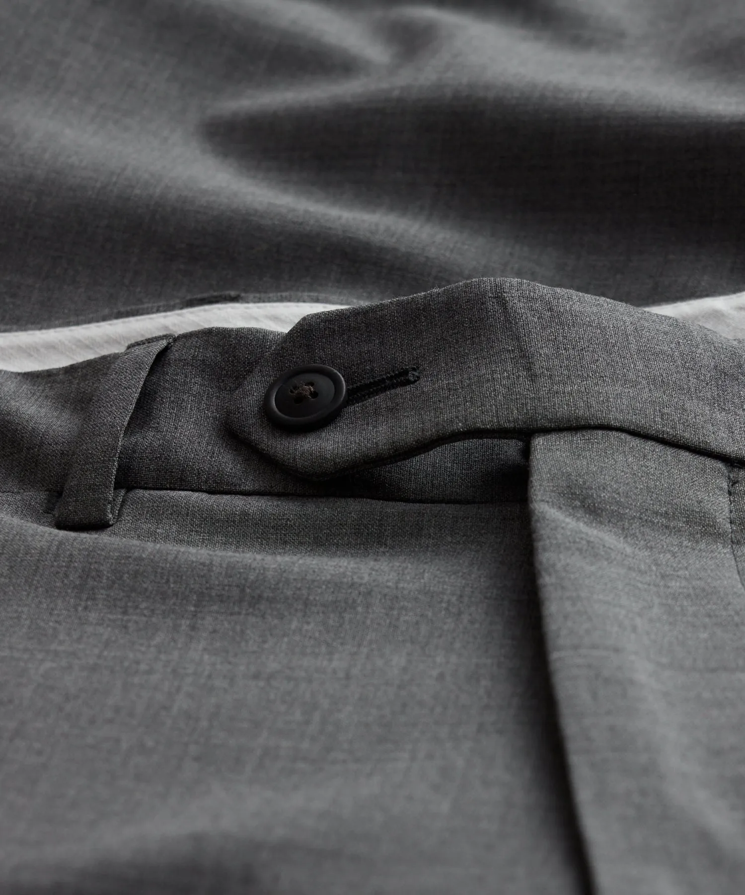 Italian Tropical Wool Sutton Trouser in Charcoal