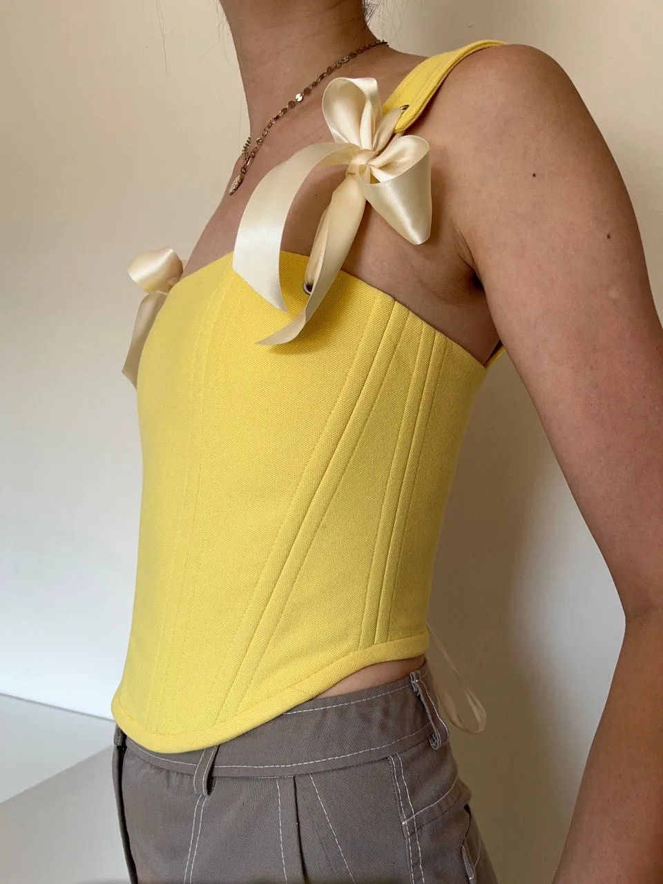 Lemon coloured Corset with shoulder straps, size 4/S/44