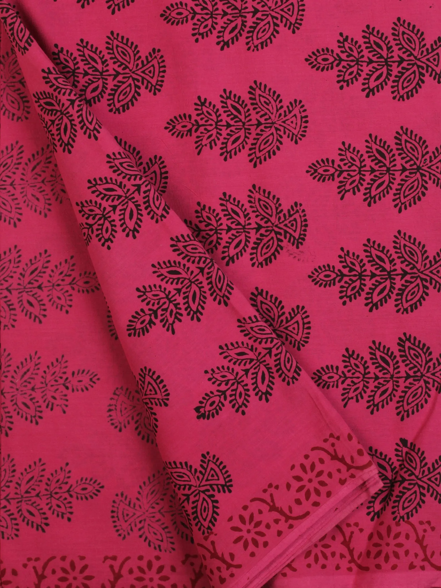 Magenta Pink Black Bagh Printed Cotton Fabric Per Meter - F005F2091