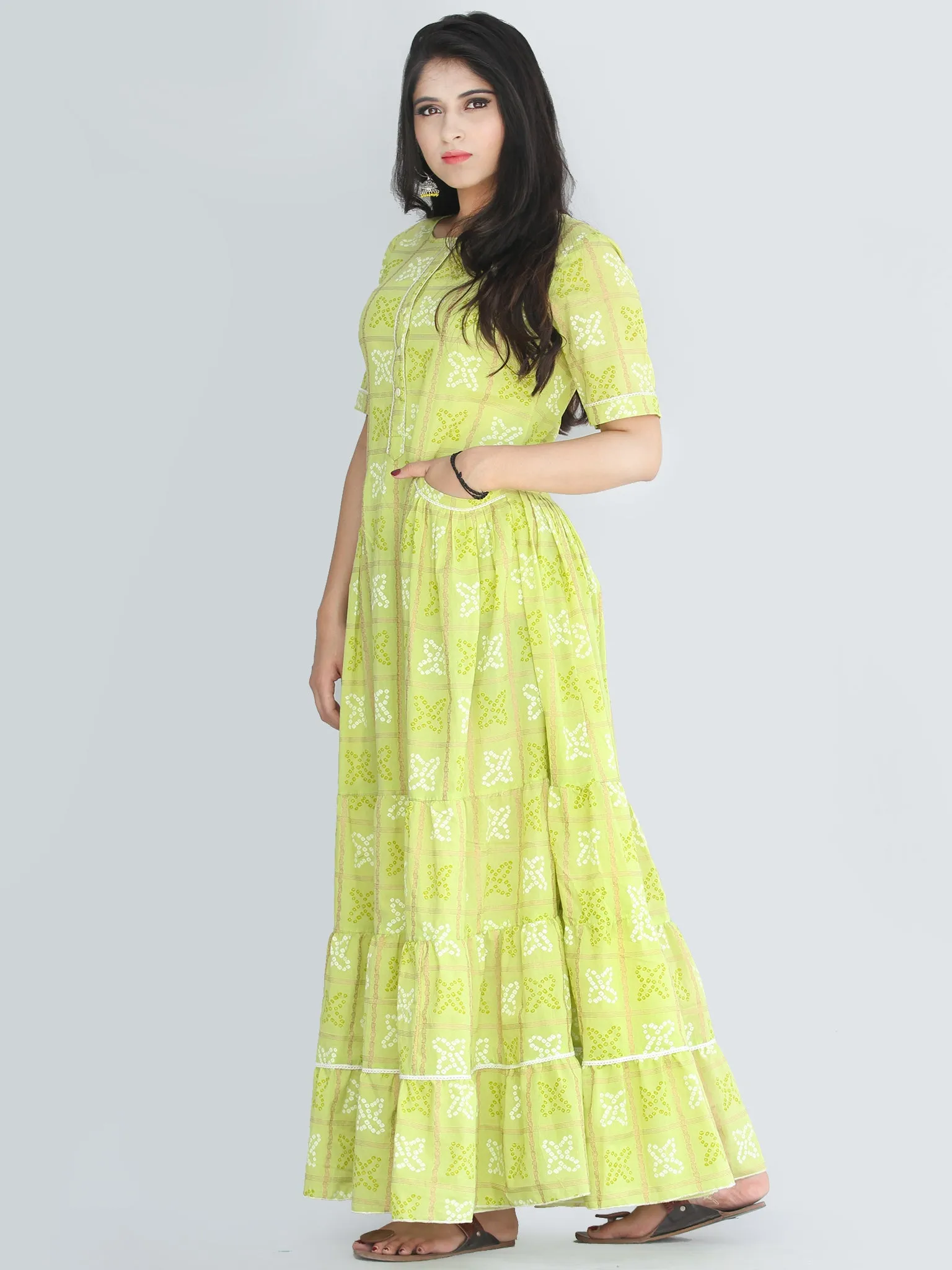 Nazmil - Green Bandhani Printed Tier Long Dress With Weld Pockets - D408F2206