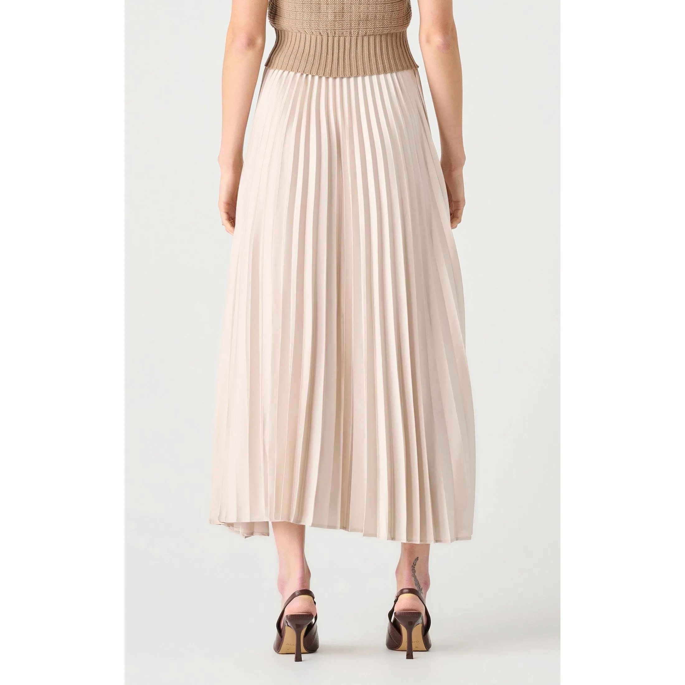 PULL ON PLEATED MAXI SKIRT