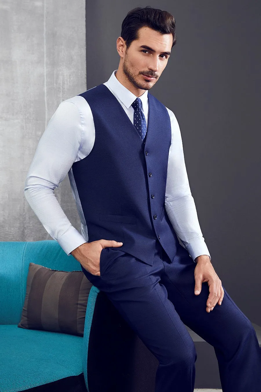 Ronaldo Modern Fit Suit