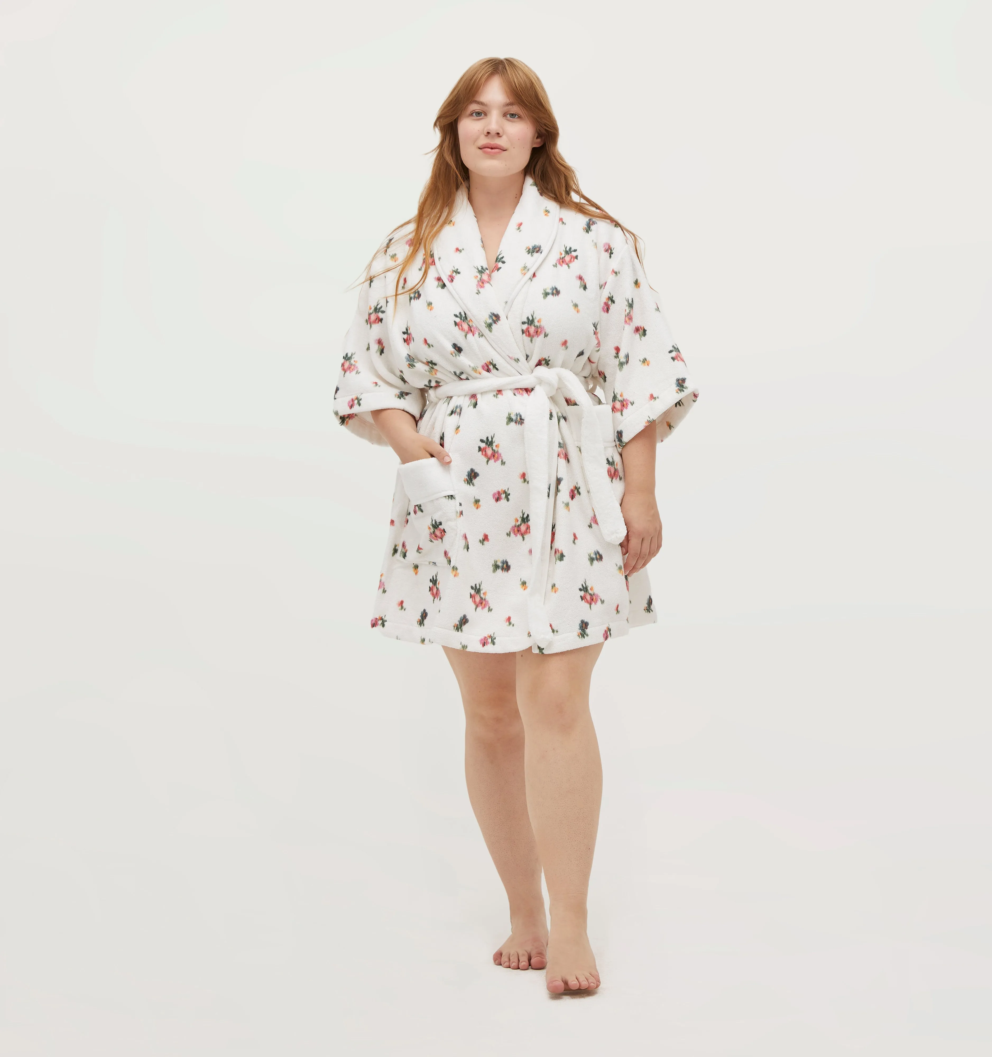 The Short Hotel Robe - Ivory Ikat Floral