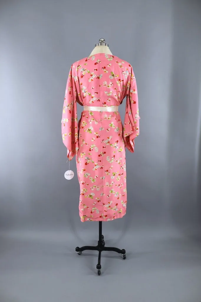 Vintage 1940s - 1950s Silk Kimono Robe Juban / Pink Baby Birds Novelty Print