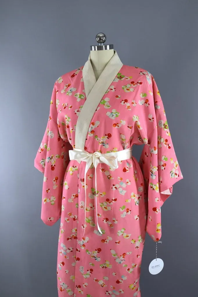 Vintage 1940s - 1950s Silk Kimono Robe Juban / Pink Baby Birds Novelty Print