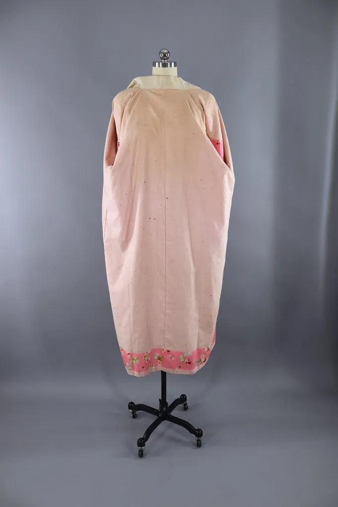 Vintage 1940s - 1950s Silk Kimono Robe Juban / Pink Baby Birds Novelty Print